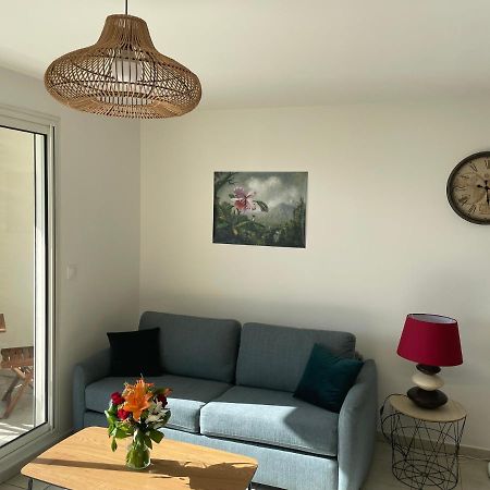 Appartement Lumineux Renove A Neuf Saint Pierre Extérieur photo